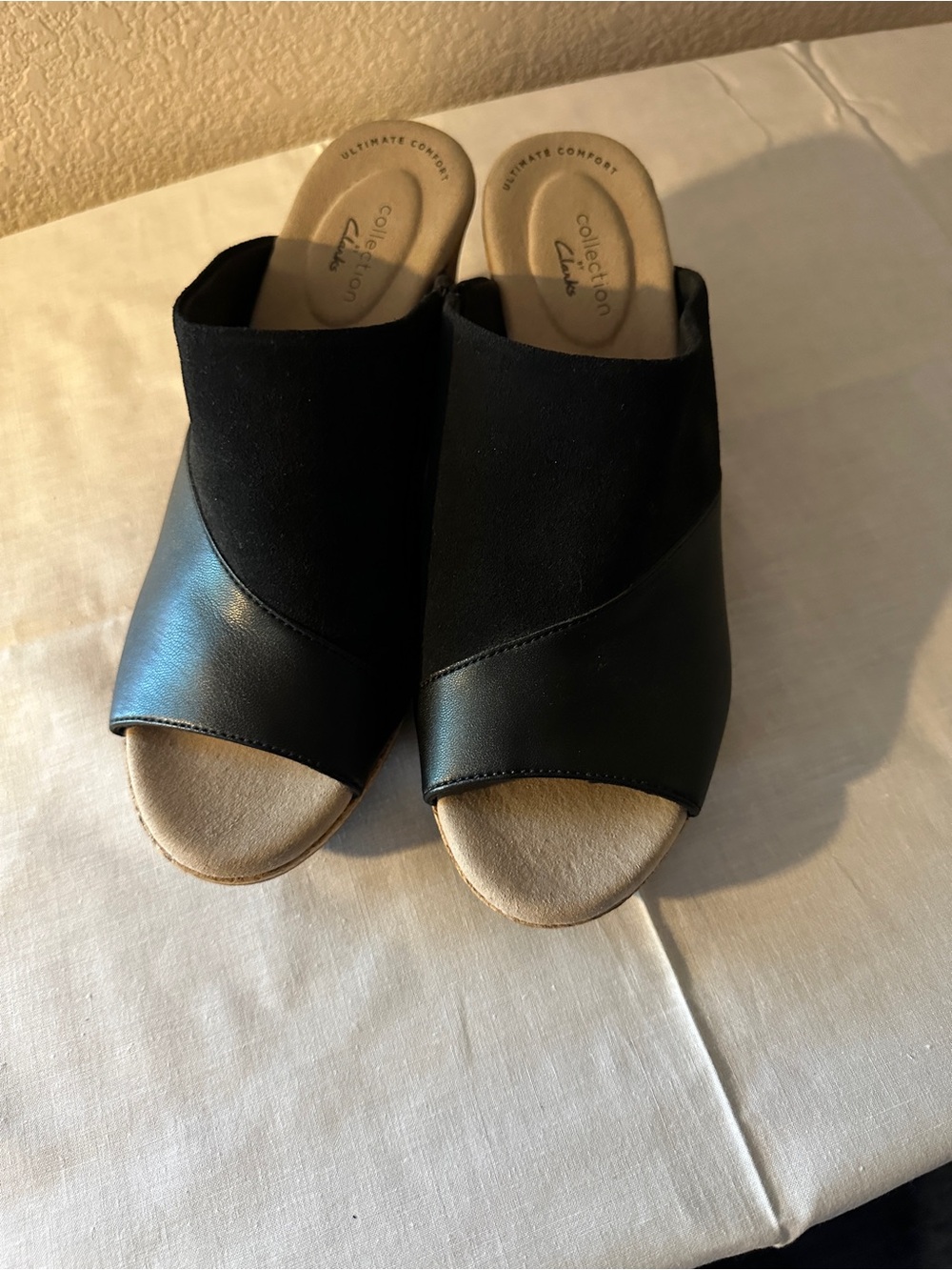 Clarks Lafley Wave Black Cork Wedge Slide Sandals — Women’s Size 9.5 Medium - Picture 2 of 10
